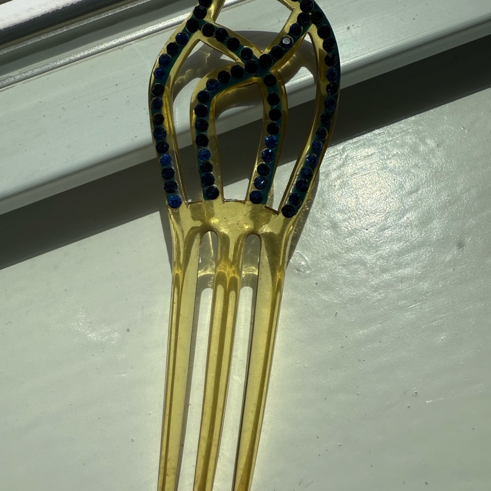 Antique 1920s celluloid Hair Comb with Blue sparkly stones. - Picture 4 of 8